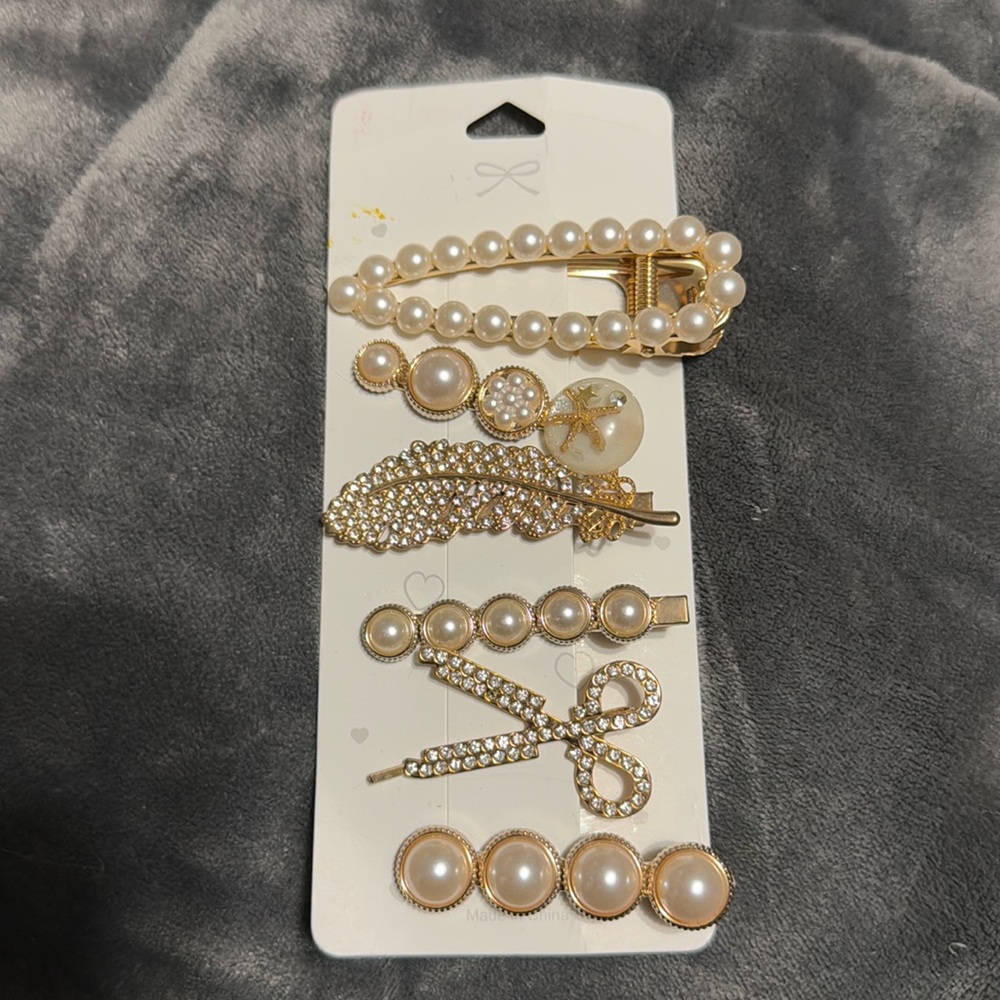 Brand new hair clips